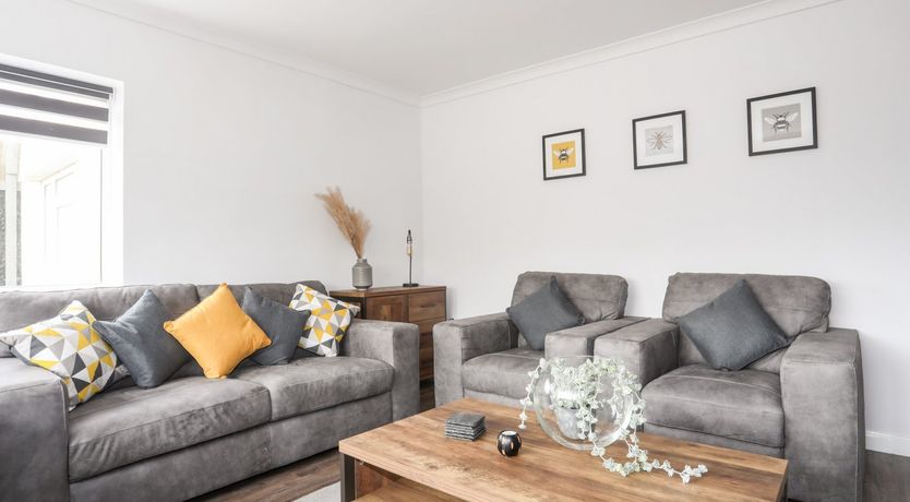 Photo of Avalon - Bryngwran