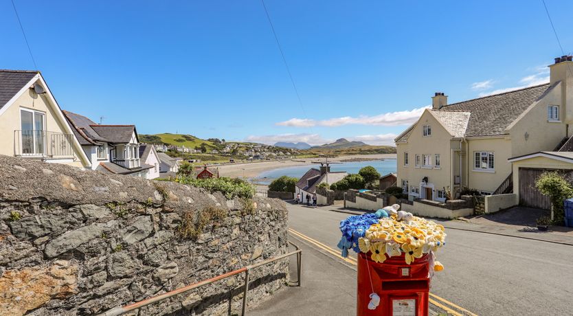 Photo of Gwynle - Criccieth