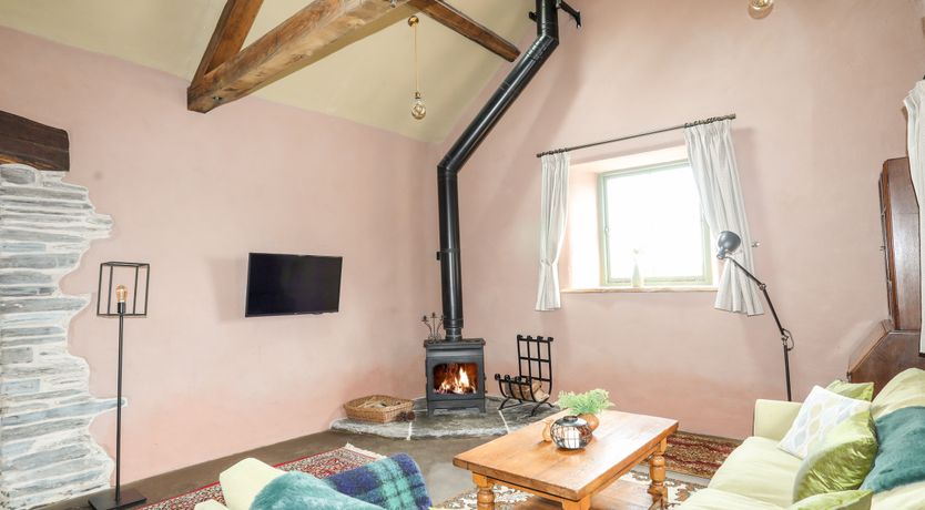 Photo of Tyn Llwyn Cornel Eco Barn