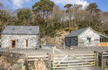 Tyn Llwyn Cornel Eco Barn Holiday Cottage