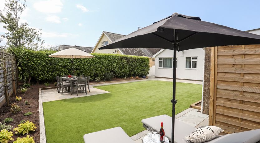 Photo of 31 Beach Road