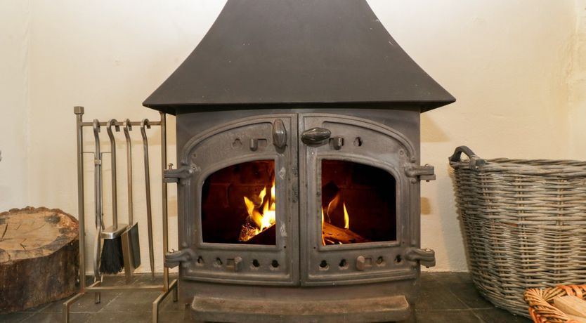 Photo of 2 Court Farm