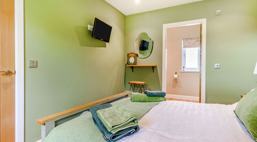 Photo of Peep o' Day