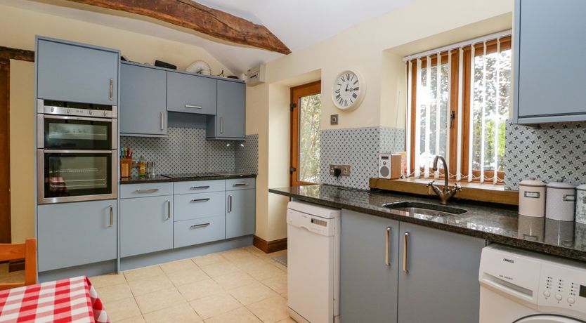 Photo of Sutton Barn