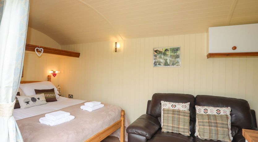 Photo of Llety'r Bugail 2