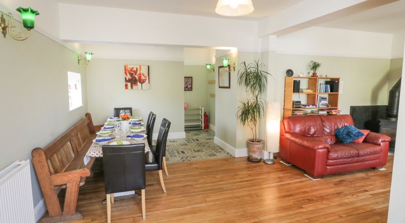 Photo of Mulgrave House