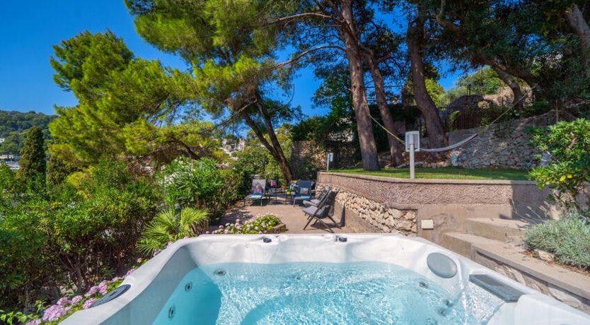 Photo of The Madonna