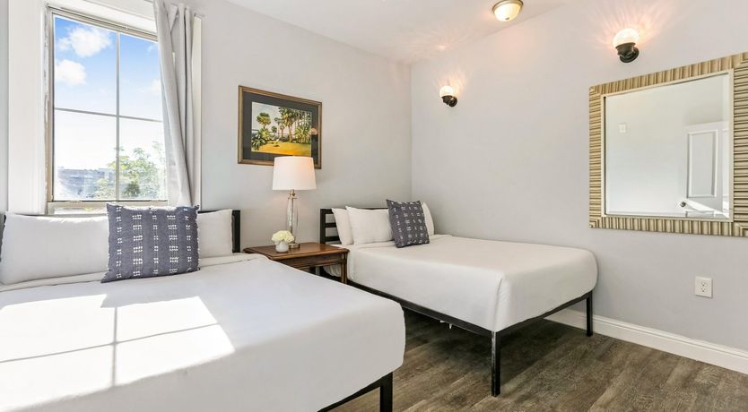 Photo of Twin Oaks Pad