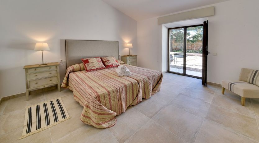 Photo of The Pink Dawn