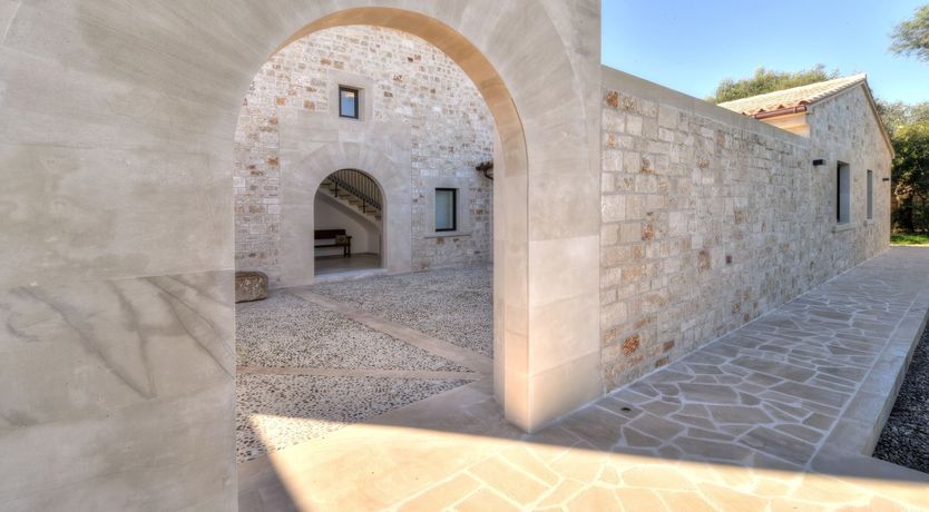 Photo of The Pink Dawn