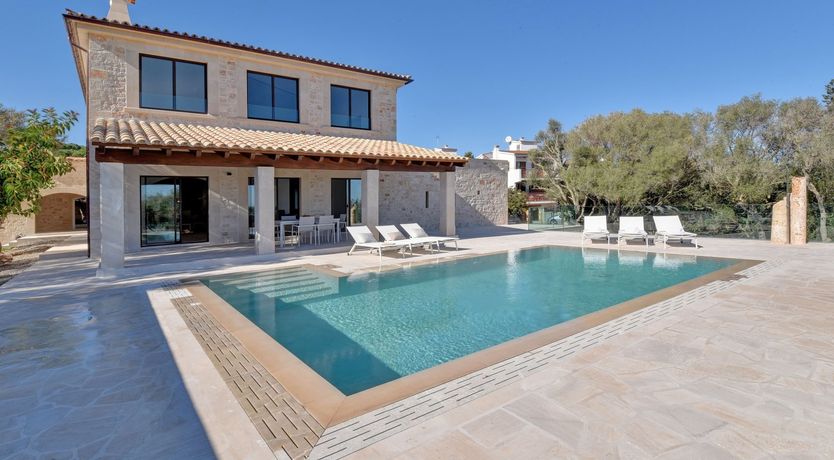 Photo of The Pink Dawn