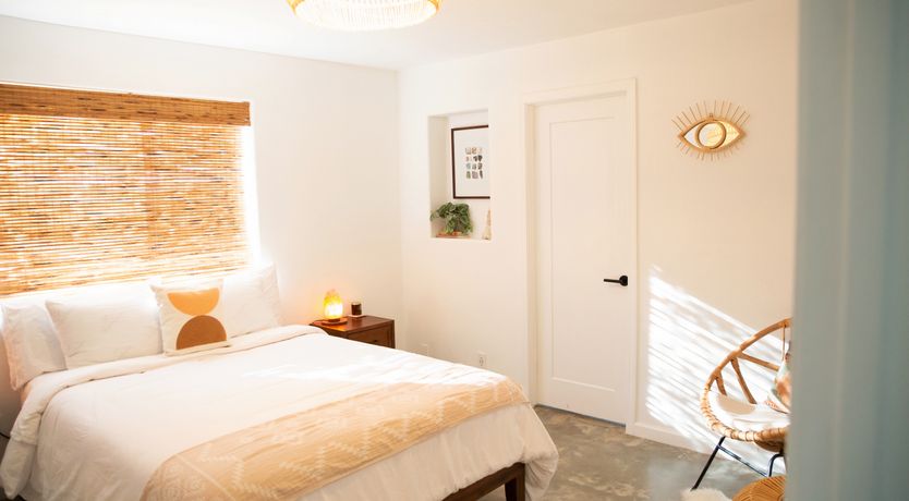 Photo of Moonstone Mesa