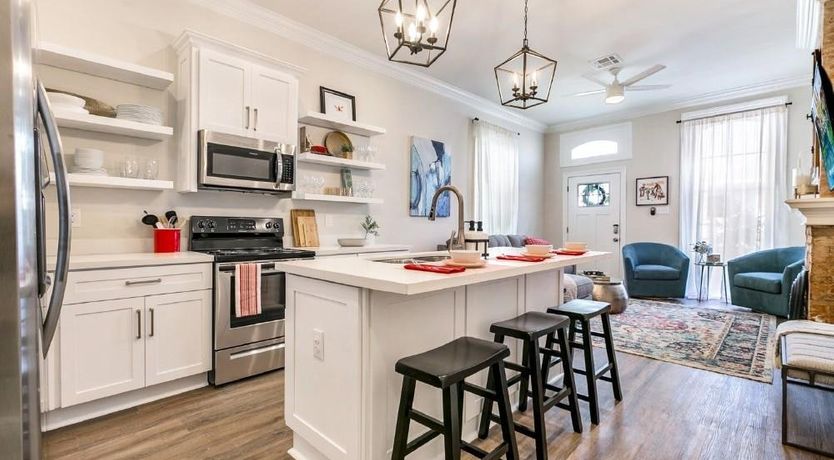 Photo of Clapboard Dream