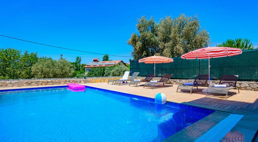 Photo of T-shirt Weather