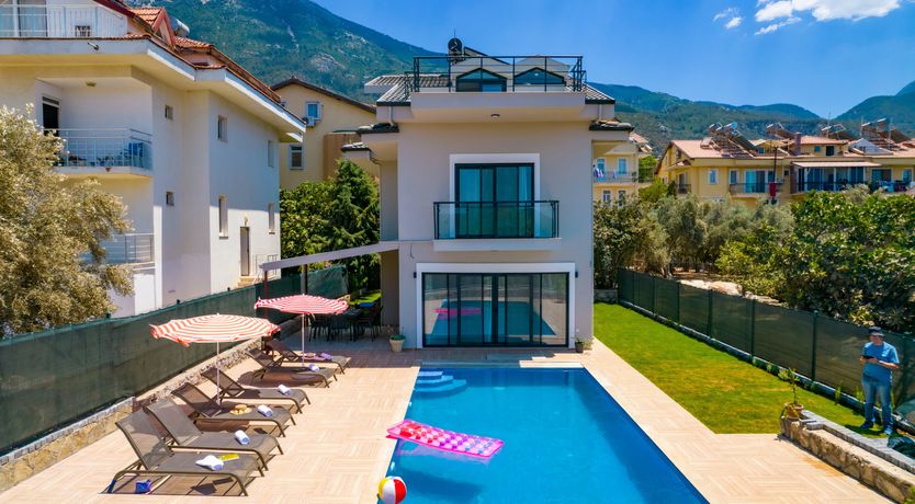 Photo of T-shirt Weather