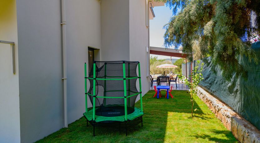 Photo of T-shirt Weather