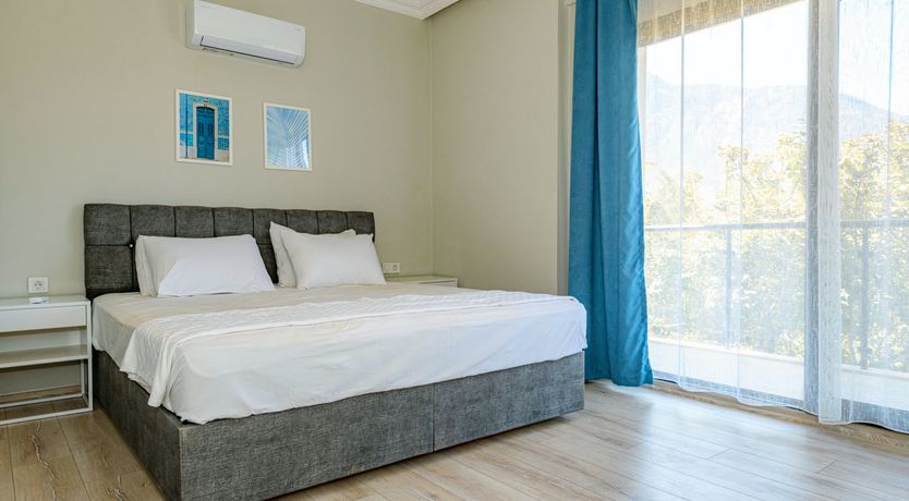 Photo of T-shirt Weather