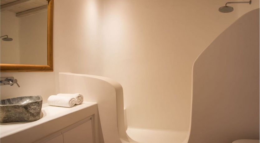 Photo of The Ocean Muse