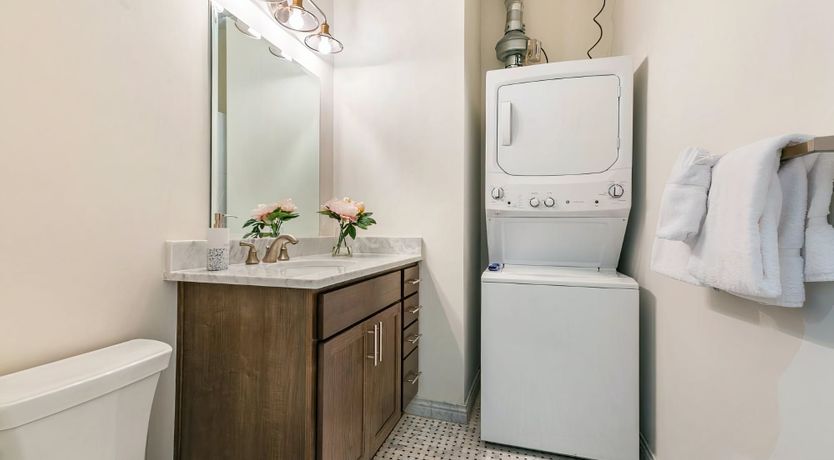 Photo of Canal Street Calling