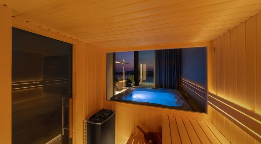 Photo of Hillside Pearl