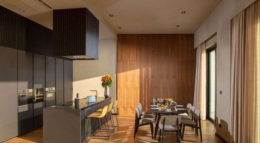 Photo of Hillside Pearl