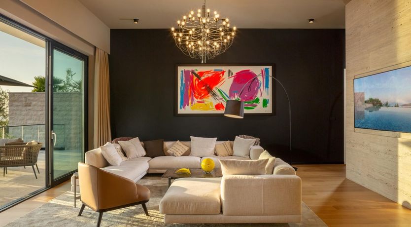 Photo of Hillside Pearl