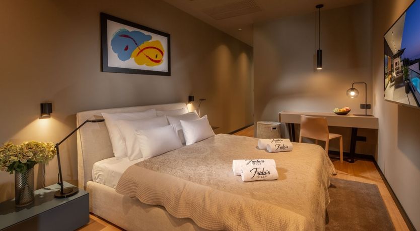 Photo of Hillside Pearl