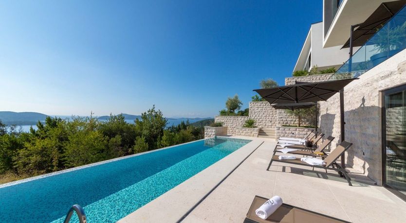 Photo of Hillside Pearl