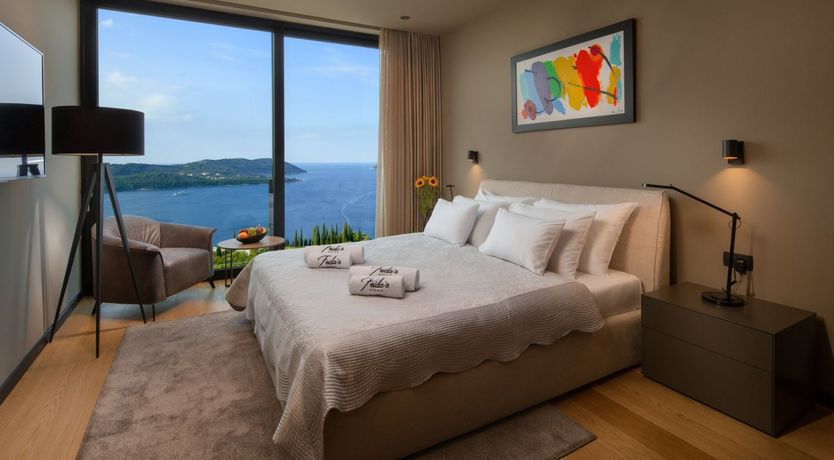 Photo of Hillside Pearl