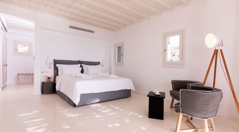 Photo of Atlas Whisper