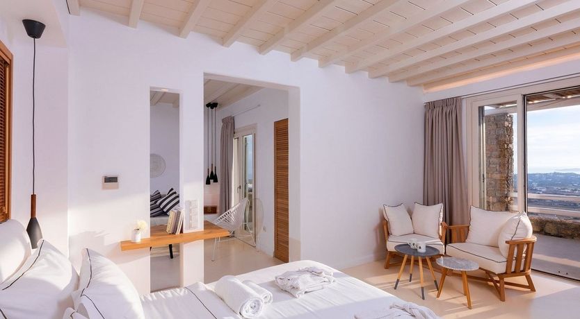 Photo of Atlas Whisper