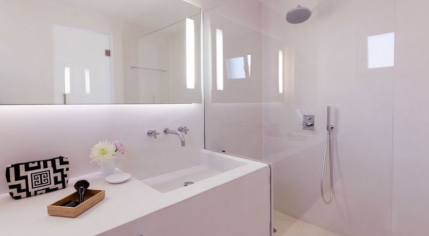 Photo of Atlas Whisper