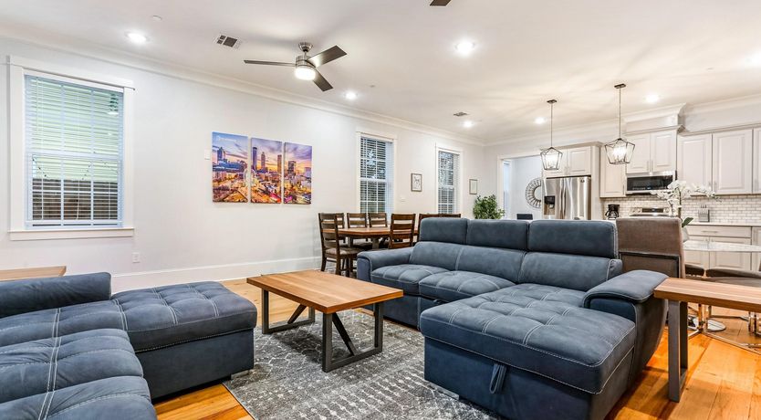 Photo of Louisiana Hot