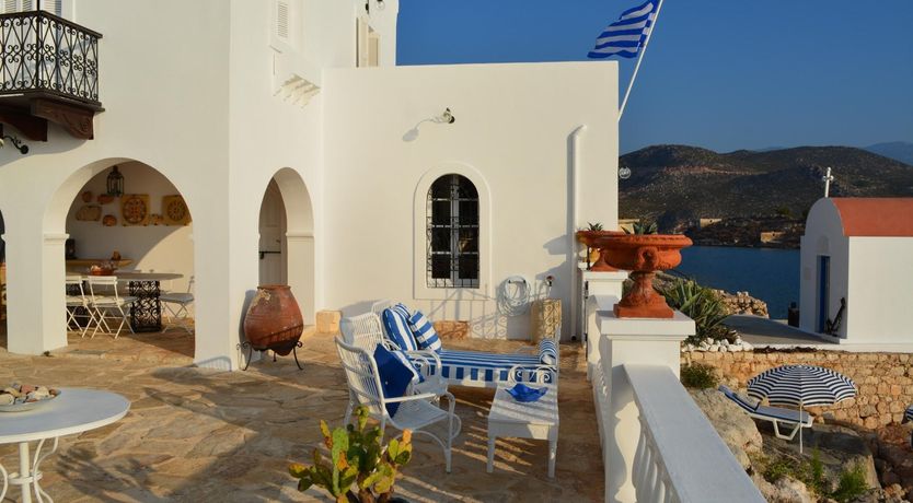 Photo of The Liberty Moon