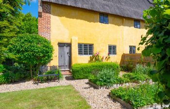 1 New Thatched Cottage Holiday Cottage