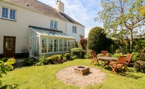 Photo of Home Farm Cottage