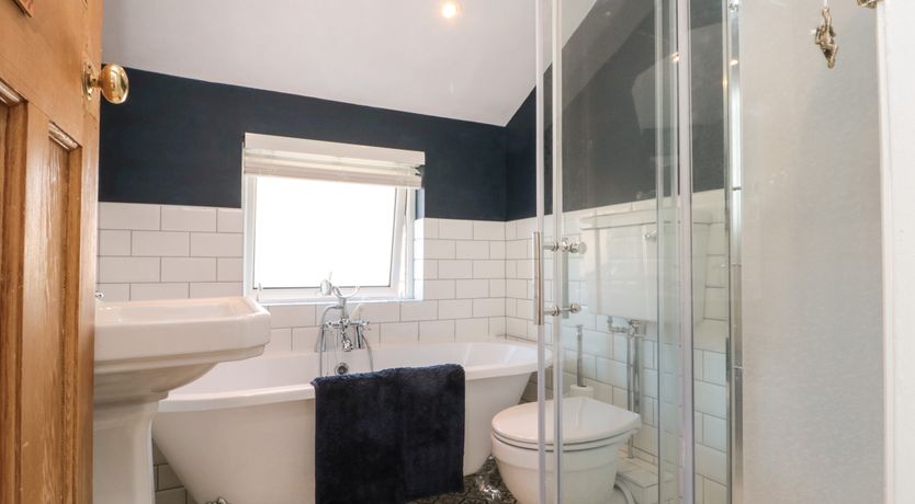 Photo of Faran House