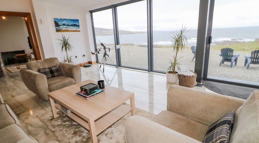 Photo of White Horse House