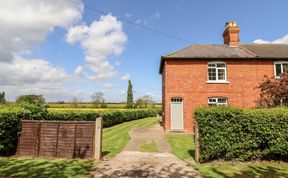 Photo of East Farm Cottage