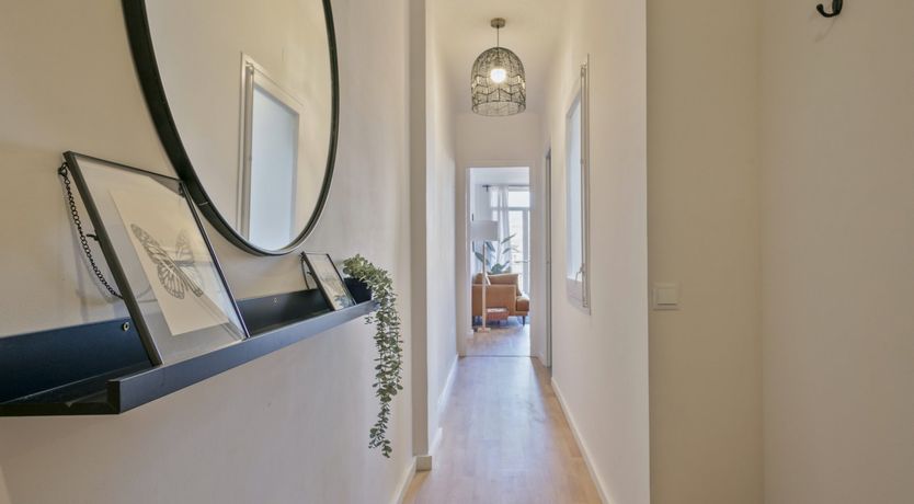 Photo of Shades of Viva