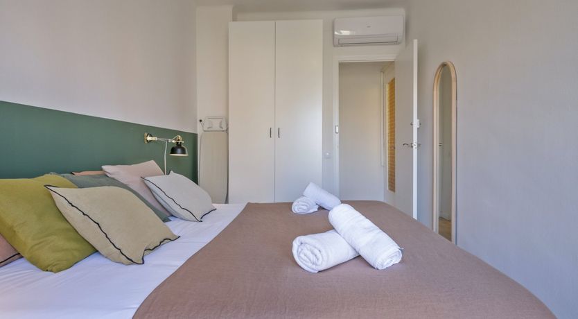 Photo of Shades of Viva