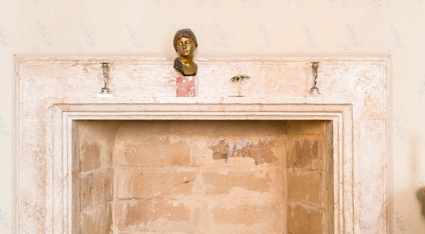 Photo of Florals & Antiques