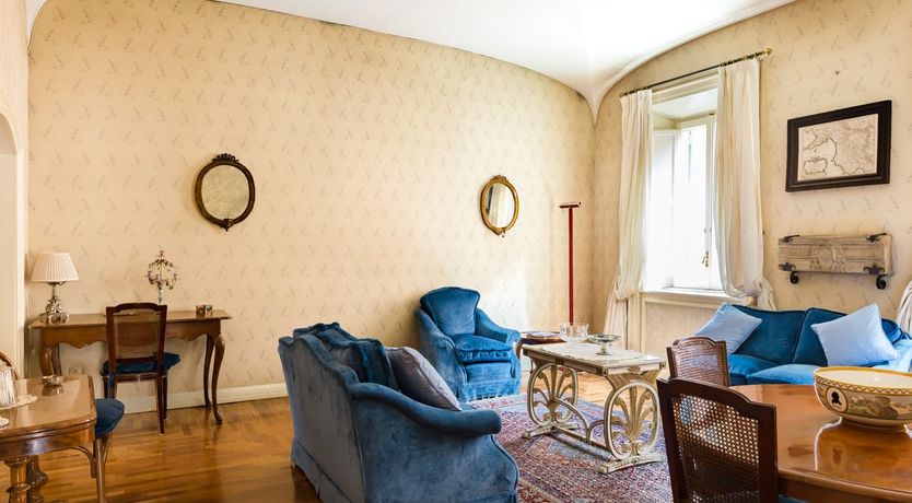 Photo of Florals & Antiques