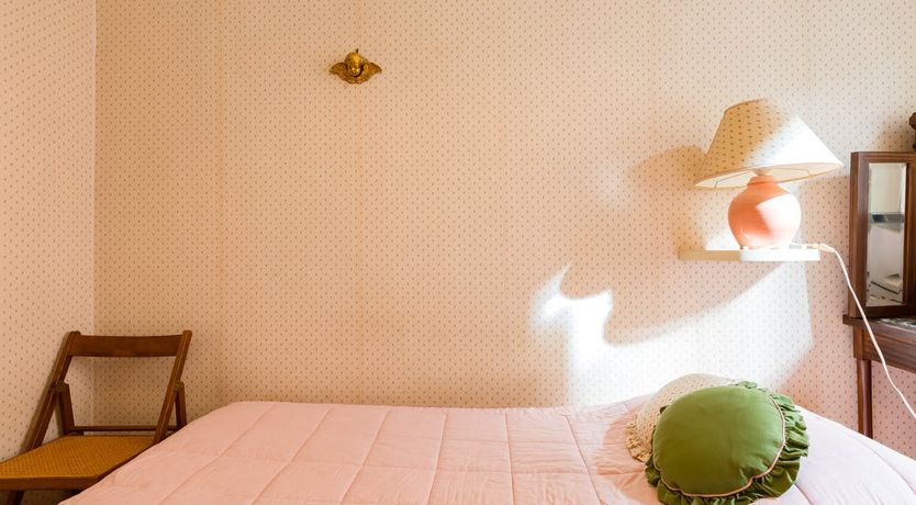 Photo of Florals & Antiques