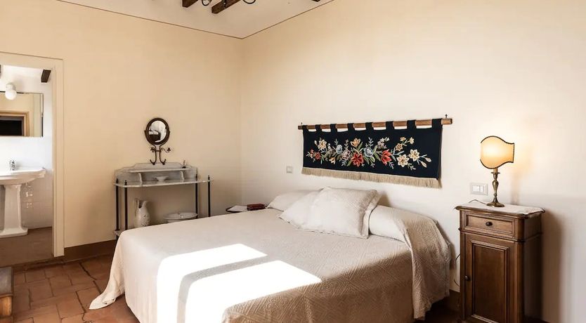 Photo of The Rose Blush