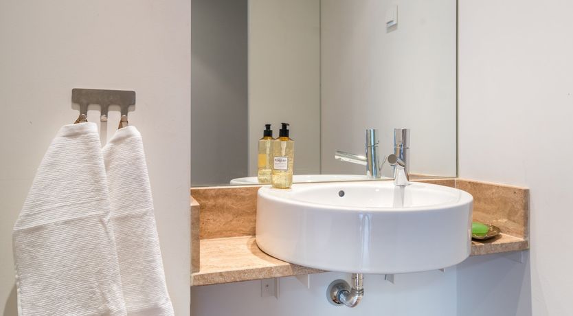 Photo of The Honey Blossom