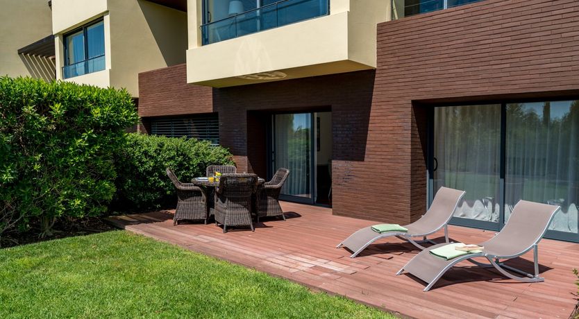 Photo of The Honey Blossom