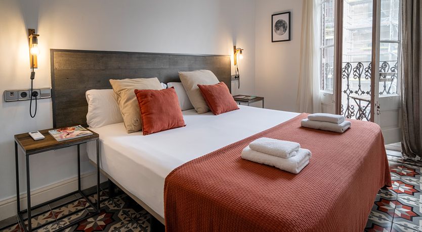 Photo of Blue & Garnet