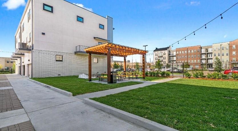 Photo of Loving Is Easy