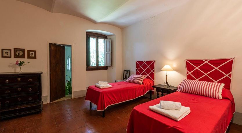 Photo of Floral Dining